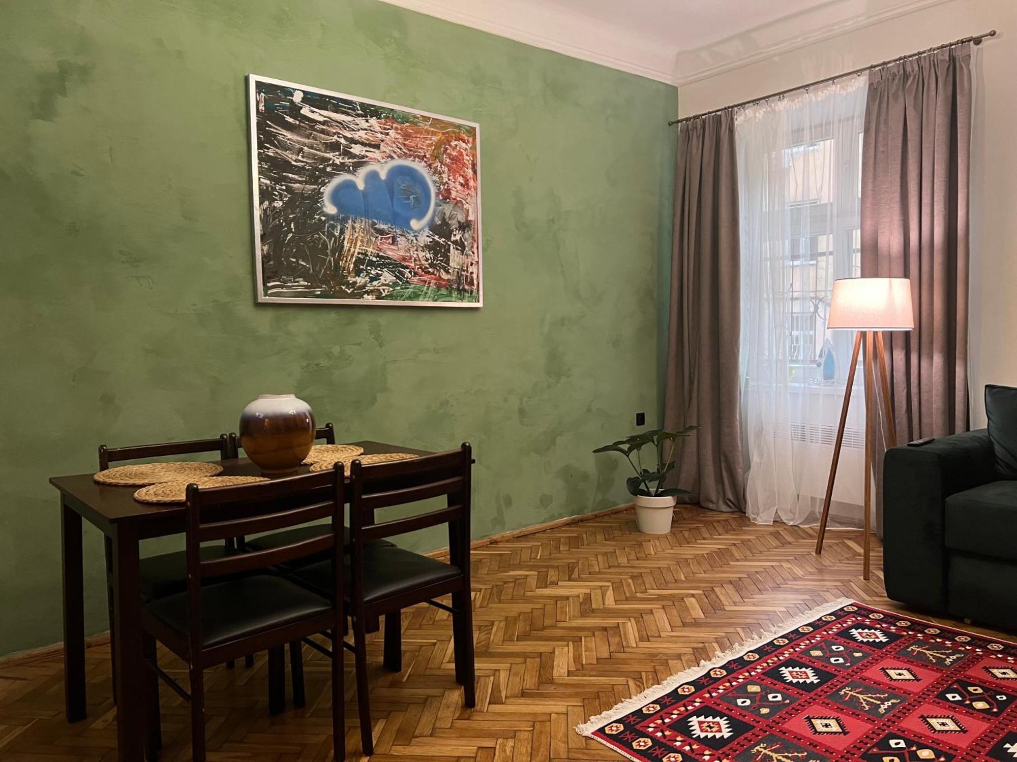 Art Apartment On Kylisha Str Lviv Kültér fotó